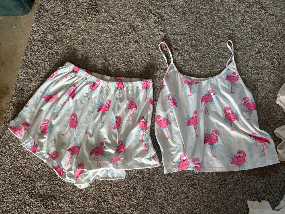 Womens 4x flamingo print pajamas set